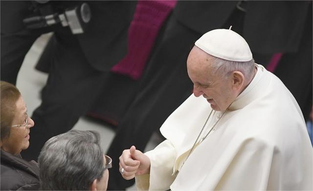 Vaticaan waarschuwt voor valse pauscitaten